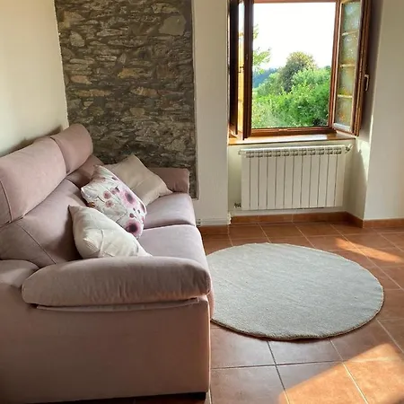 El Campo Daire Castropol